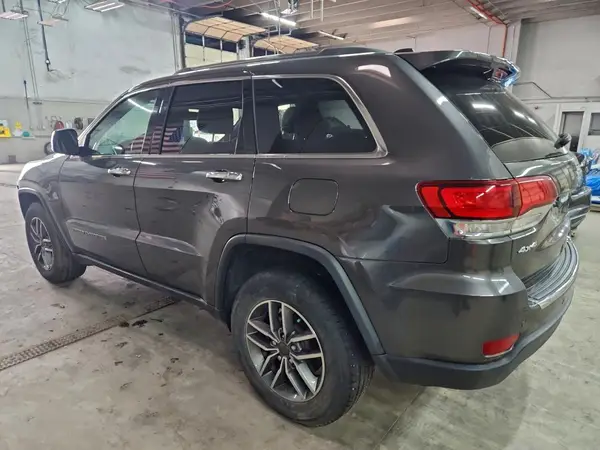 1C4RJFBG1LC264476 2020 JEEP GRAND CHEROKEE - Image 2