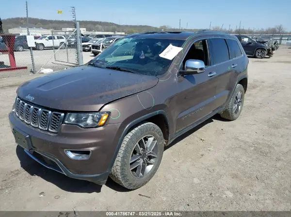 1C4RJFBG1LC300117 2020 JEEP GRAND CHEROKEE - Image 2