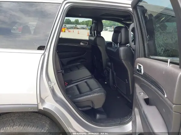 1C4RJFBG1LC331772 2020 JEEP GRAND CHEROKEE - Image 8