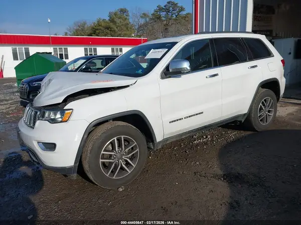 1C4RJFBG1LC371902 2020 JEEP GRAND CHEROKEE - Image 2