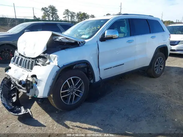 1C4RJFBG1LC387548 2020 JEEP GRAND CHEROKEE - Image 2