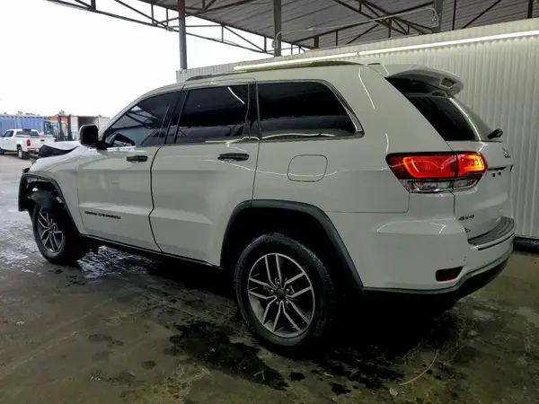 1C4RJFBG1MC645617 2021 JEEP GRAND CHEROKEE - Image 2