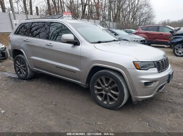 1C4RJFBG2HC622448 2017 JEEP GRAND CHEROKEE - Image 1