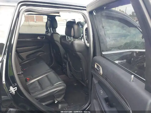 1C4RJFBG2HC625186 2017 JEEP GRAND CHEROKEE - Image 8