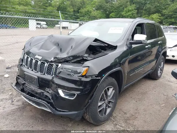 1C4RJFBG2HC631635 2017 JEEP GRAND CHEROKEE - Image 2