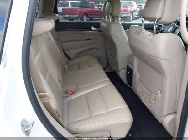 1C4RJFBG2HC644983 2017 JEEP GRAND CHEROKEE - Image 8