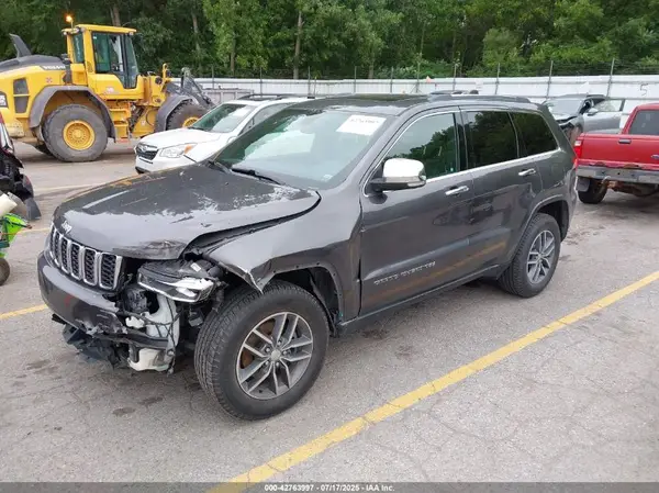 1C4RJFBG2HC645728 2017 JEEP GRAND CHEROKEE - Image 2