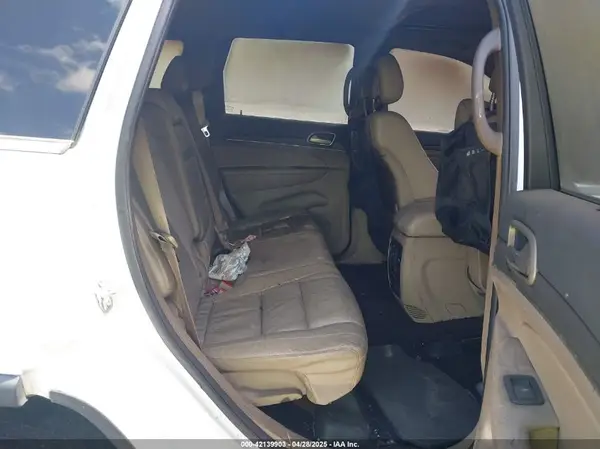 1C4RJFBG2HC706253 2017 JEEP GRAND CHEROKEE - Image 8