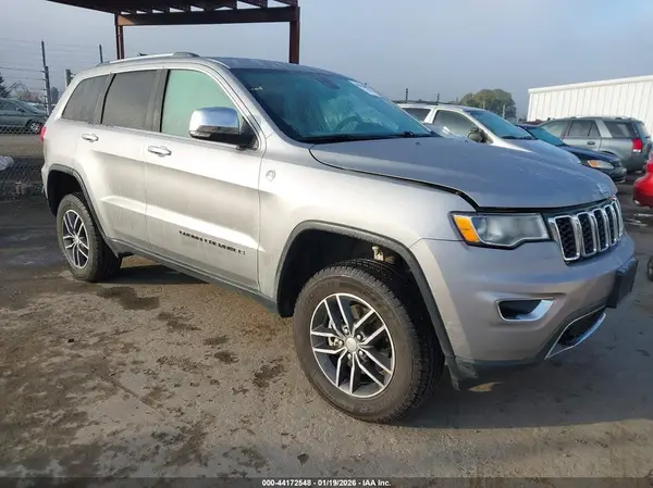 1C4RJFBG2HC761723 2017 JEEP GRAND CHEROKEE - Image 1