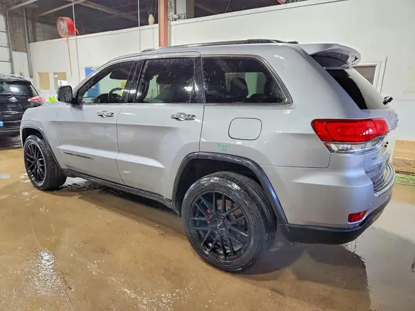 1C4RJFBG2HC764542 2017 JEEP GRAND CHEROKEE - Image 2