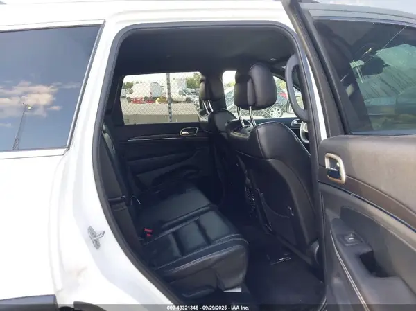 1C4RJFBG2HC778957 2017 JEEP GRAND CHEROKEE - Image 8