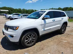 1C4RJFBG2HC798013 2017 JEEP GRAND CHEROKEE