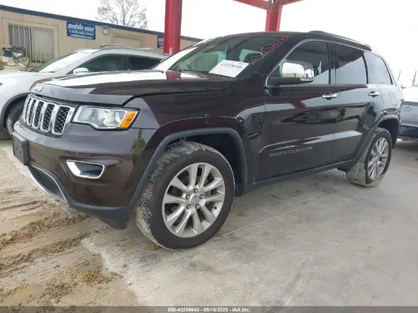 1C4RJFBG2HC802187 2017 JEEP GRAND CHEROKEE - Image 2