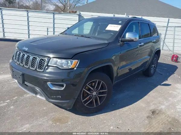 1C4RJFBG2HC803923 2017 JEEP GRAND CHEROKEE - Image 2