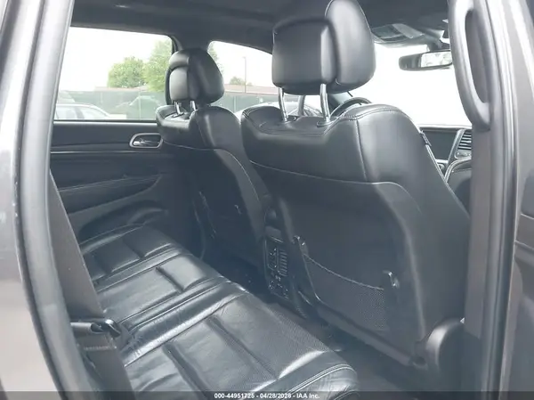1C4RJFBG2HC812329 2017 JEEP GRAND CHEROKEE - Image 8