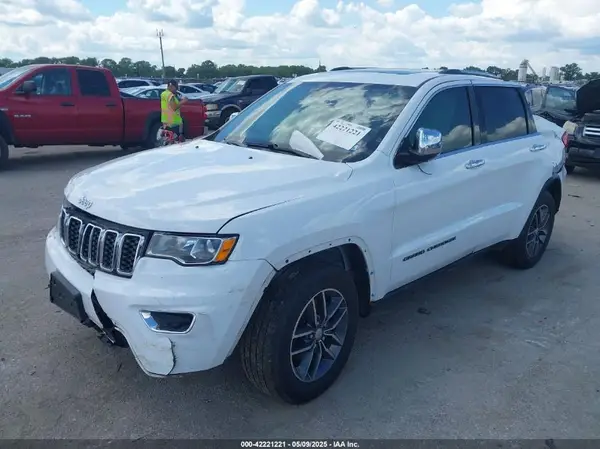 1C4RJFBG2HC819488 2017 JEEP GRAND CHEROKEE - Image 2