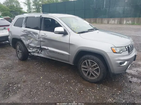1C4RJFBG2HC864009 2017 JEEP GRAND CHEROKEE - Image 1