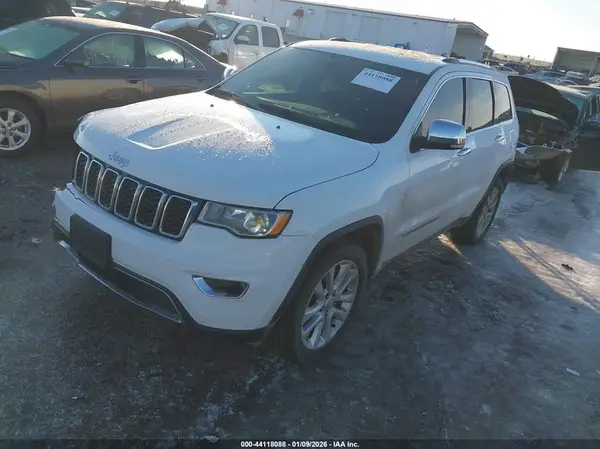 1C4RJFBG2HC882560 2017 JEEP GRAND CHEROKEE - Image 2