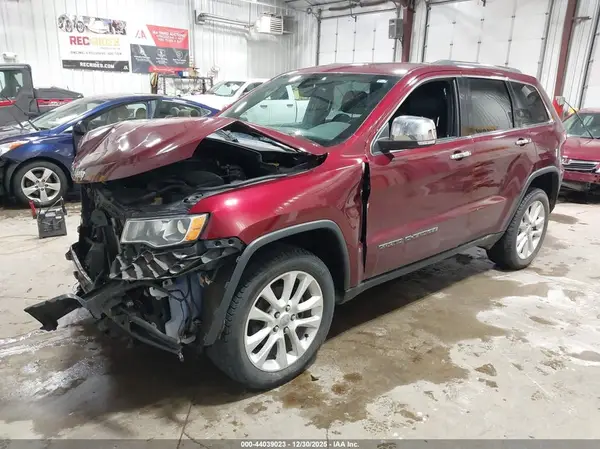 1C4RJFBG2HC882980 2017 JEEP GRAND CHEROKEE - Image 2