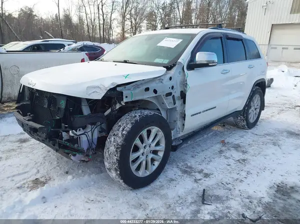 1C4RJFBG2HC889007 2017 JEEP GRAND CHEROKEE - Image 2