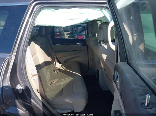 1C4RJFBG2HC923186 2017 JEEP GRAND CHEROKEE - Image 8