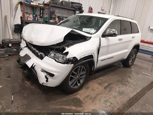 1C4RJFBG2HC947682 2017 JEEP GRAND CHEROKEE - Image 2