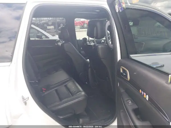 1C4RJFBG2HC962540 2017 JEEP GRAND CHEROKEE - Image 8