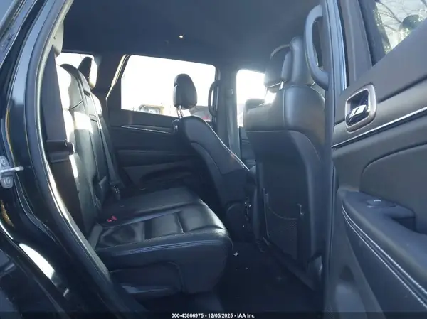 1C4RJFBG2HC963977 2017 JEEP GRAND CHEROKEE - Image 8