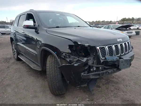 1C4RJFBG2JC104717 2018 JEEP GRAND CHEROKEE - Image 1