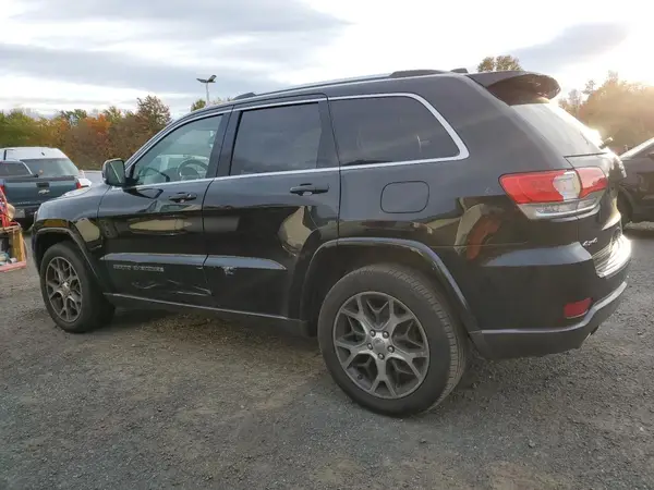 1C4RJFBG2JC118066 2018 JEEP GRAND CHEROKEE - Image 2