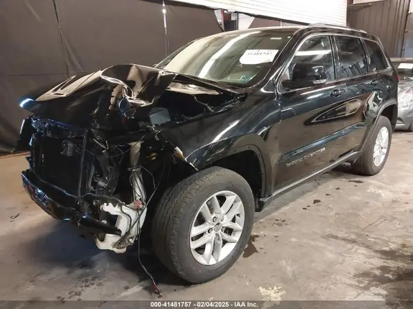 1C4RJFBG2JC172404 2018 JEEP GRAND CHEROKEE - Image 2