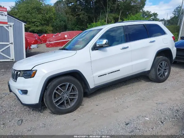 1C4RJFBG2JC245884 2018 JEEP GRAND CHEROKEE - Image 2