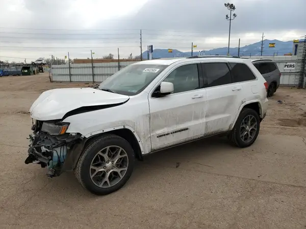 1C4RJFBG2JC273104 2018 JEEP GRAND CHEROKEE - Image 1