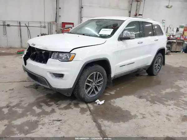 1C4RJFBG2JC331244 2018 JEEP GRAND CHEROKEE - Image 2