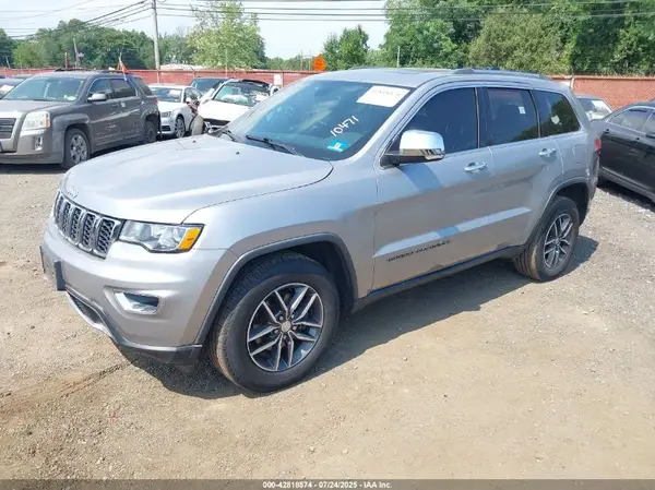 1C4RJFBG2JC358363 2018 JEEP GRAND CHEROKEE - Image 2