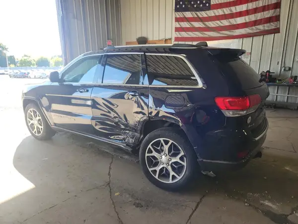 1C4RJFBG2JC372831 2018 JEEP GRAND CHEROKEE - Image 2