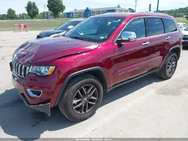 1C4RJFBG2JC379519 2018 JEEP GRAND CHEROKEE - Image 2