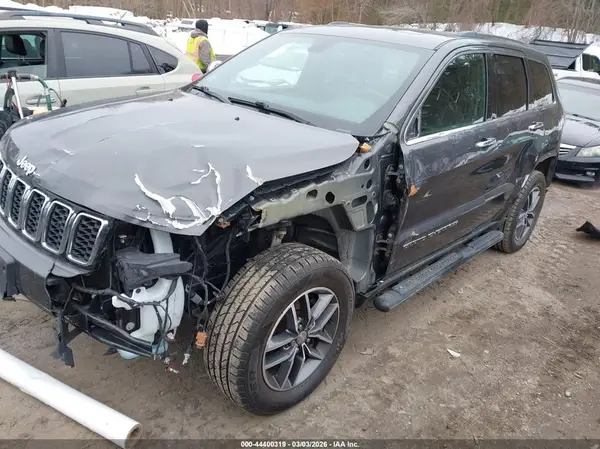 1C4RJFBG2JC502879 2018 JEEP GRAND CHEROKEE - Image 2