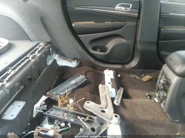 1C4RJFBG2JC504602 2018 JEEP GRAND CHEROKEE - Image 8