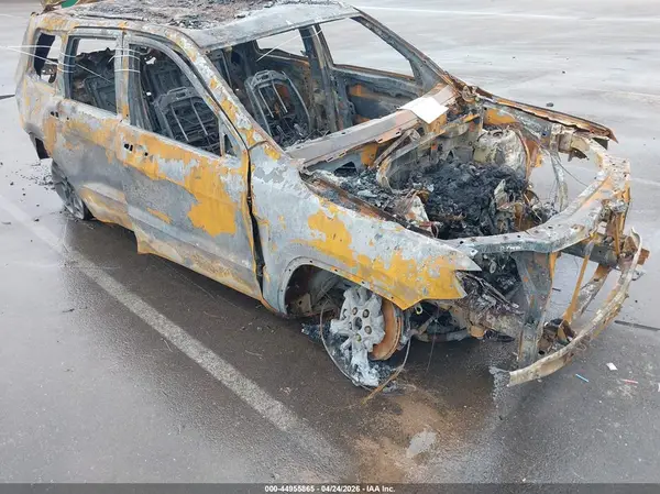 1C4RJFBG2KC574327 2019 JEEP GRAND CHEROKEE - Image 1