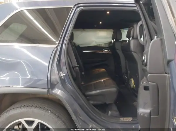 1C4RJFBG2KC742578 2019 JEEP GRAND CHEROKEE - Image 8