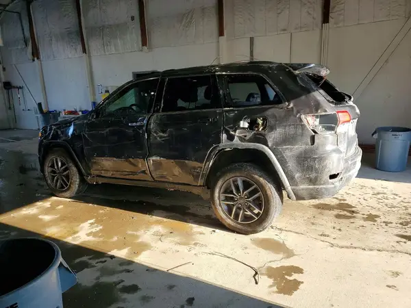 1C4RJFBG2KC748722 2019 JEEP GRAND CHEROKEE - Image 2