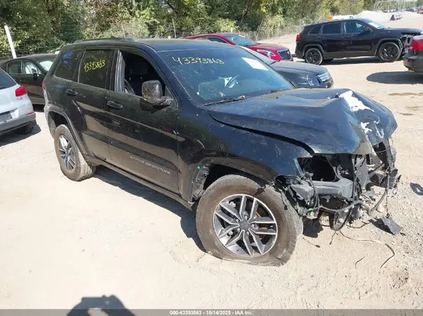 1C4RJFBG2KC759025 2019 JEEP GRAND CHEROKEE - Image 1
