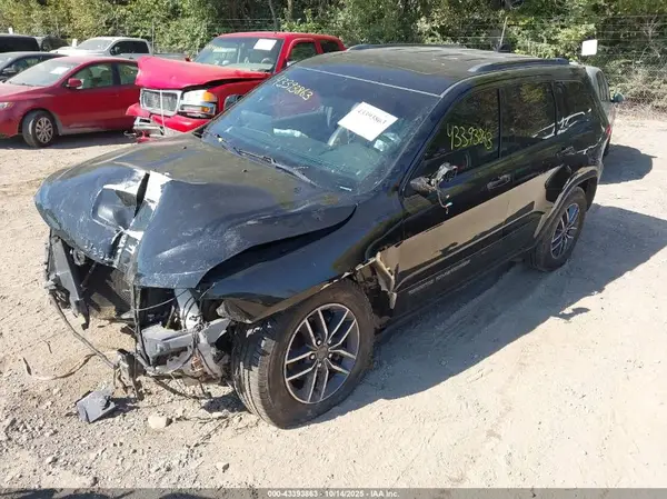 1C4RJFBG2KC759025 2019 JEEP GRAND CHEROKEE - Image 2
