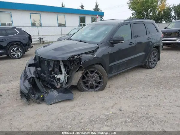 1C4RJFBG2LC205887 2020 JEEP GRAND CHEROKEE - Image 2