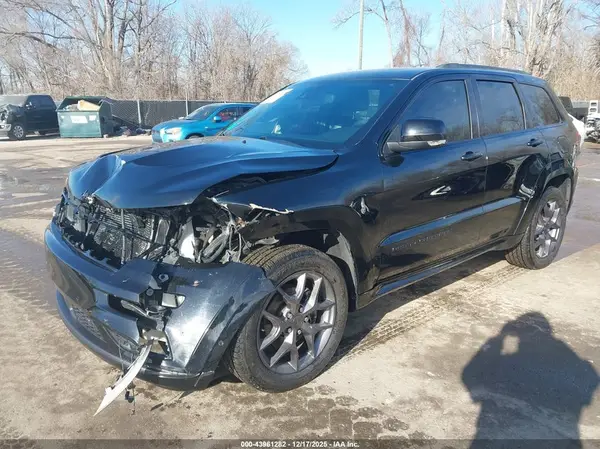 1C4RJFBG2LC387008 2020 JEEP GRAND CHEROKEE - Image 2