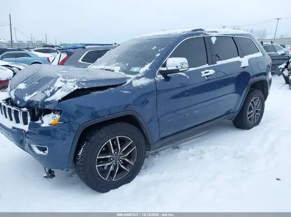 1C4RJFBG2LC425952 2020 JEEP GRAND CHEROKEE - Image 2