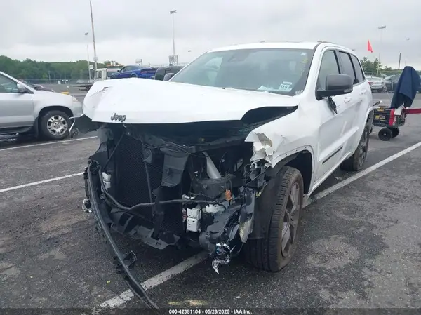 1C4RJFBG2MC568028 2021 JEEP GRAND CHEROKEE - Image 2