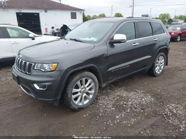 1C4RJFBG3HC645964 2017 JEEP GRAND CHEROKEE - Image 2