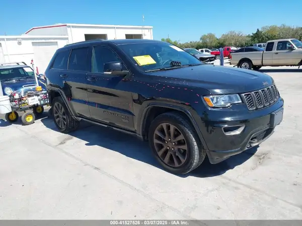 1C4RJFBG3HC668001 2017 JEEP GRAND CHEROKEE - Image 1